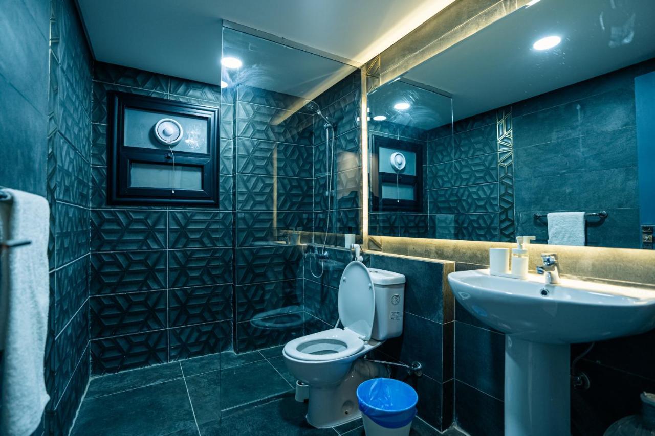 Travelholic Residence New Кайро Екстериор снимка